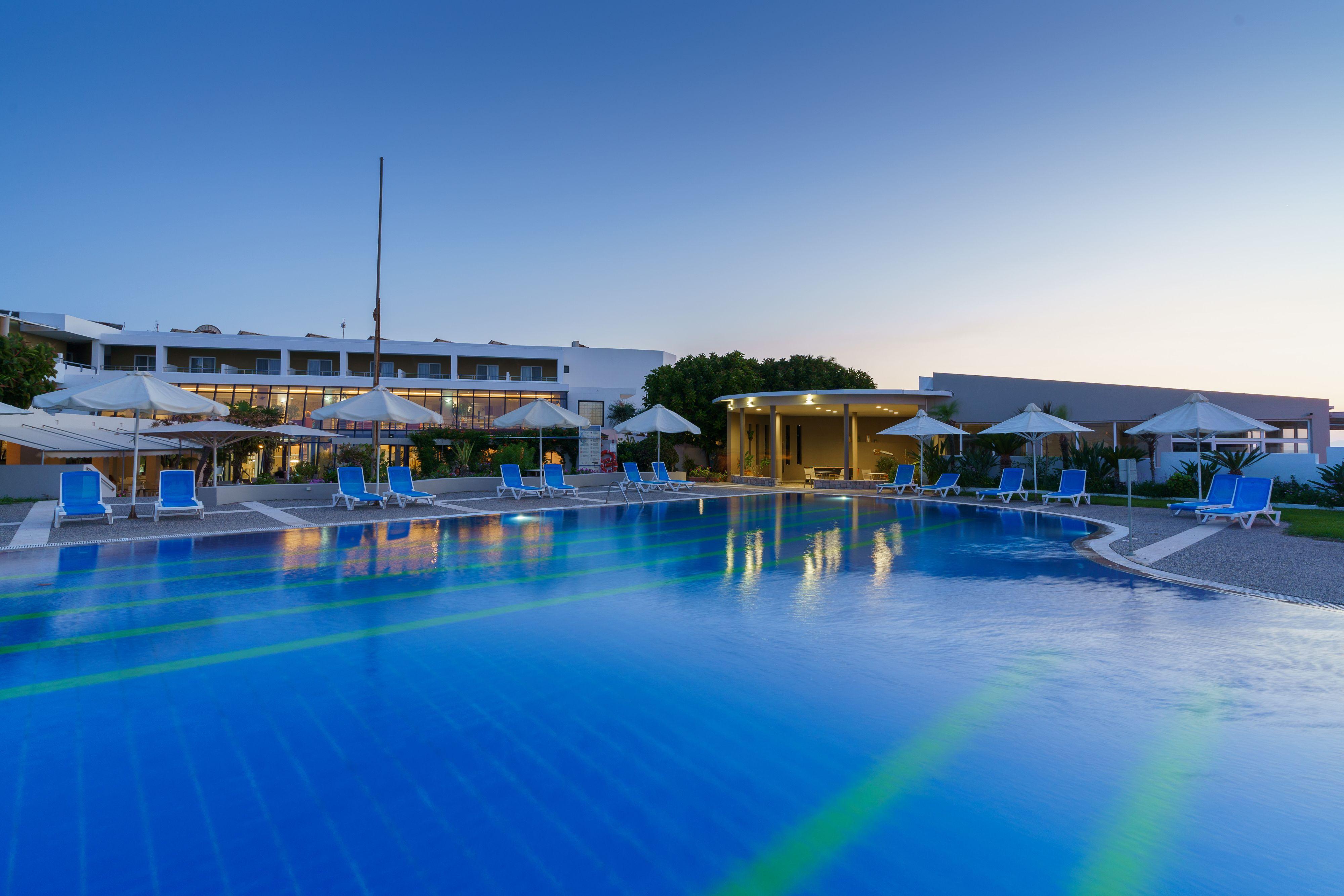 Kos Palace ตีกากี ภายนอก รูปภาพ
